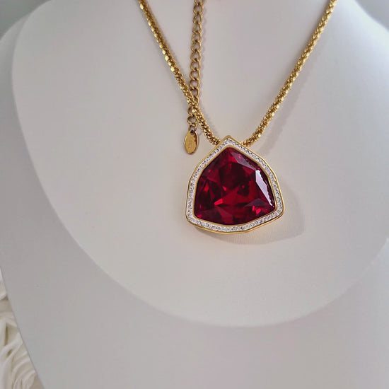 Red Stone necklace, Halskette mit rotem Stein, Edelstein Kette, Anhänger Halskette