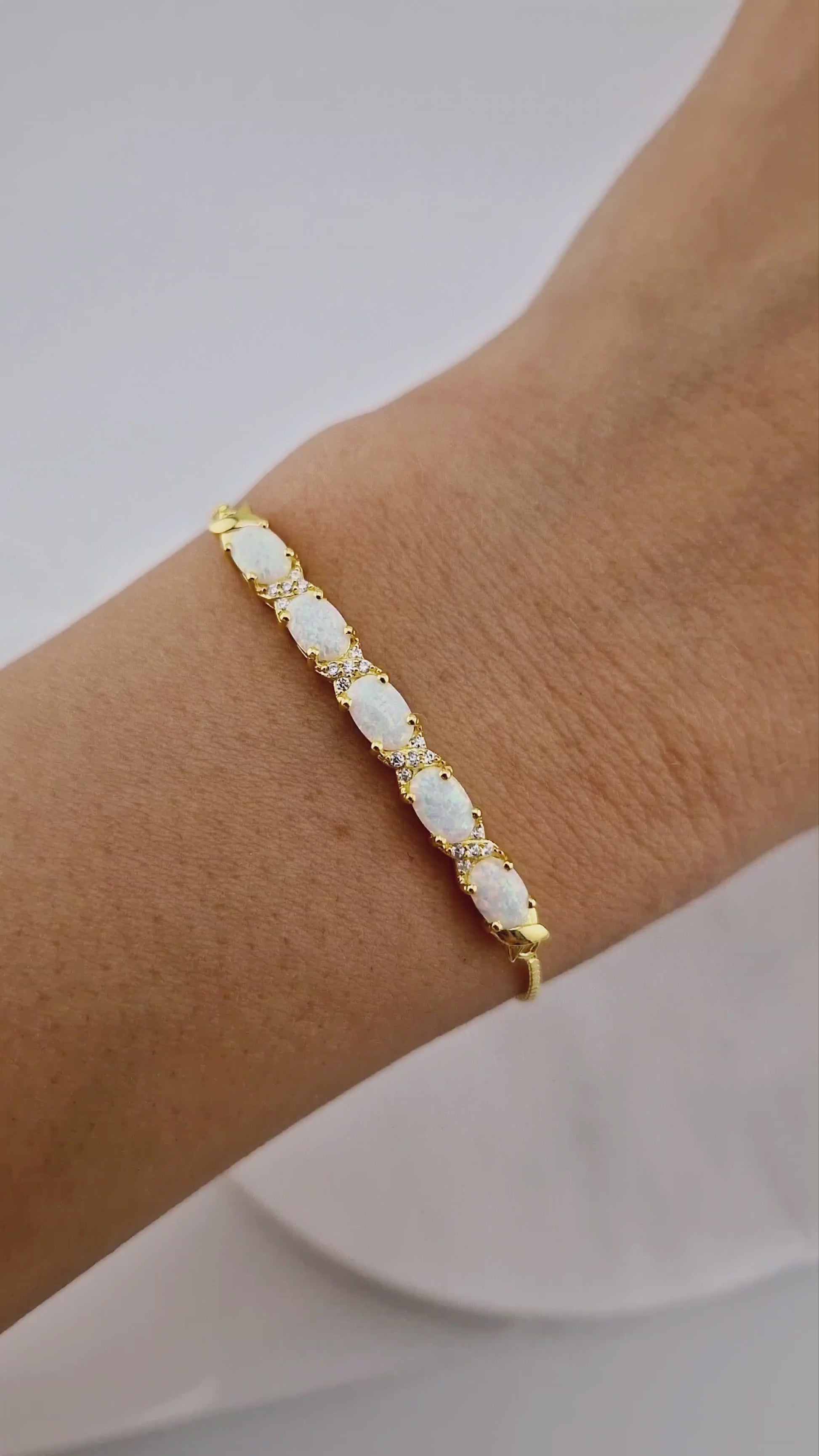 Weiss Opal Armband, White Opal Bracelet, Opal Armband, Opal Bracelet, white stone bracelet, Armband mit weissen Steinen, Edelstein Armband, Gemstone Bracelet, Goldenes Armband, golden Bracelet, Frauen Armband, bracelet for her, jewelry for her, Schmuck, Armband, Armschmuck, Bracelet, Jewelry, Bracelet Opale