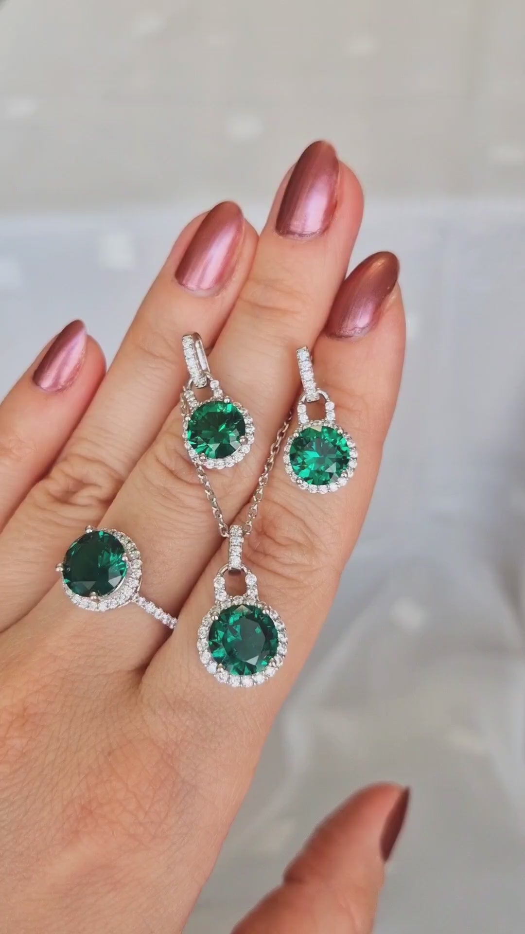 Smaragd Schmuckset, Emerald Jewelry Set, Smaragd Ring, Smaragd Halskette, Emerald Ring, Emerald neckalce, Smaragd Ohrringe, Emerald Earrings, Smaragd Ohrstecker, Silber Ohrringe. grüne Smaragd Ohrringe, grüne Ohrringe, green Emerald Earrings, green earrings, silver earrings, gemstone earrings, Edelstein Ohrringe grün