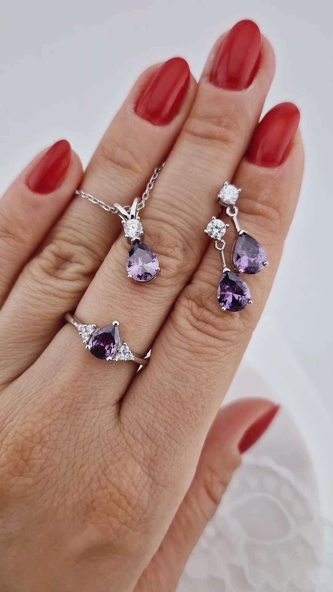 Amethyst Schmuckset, Amethyst Jewelry Set, Amethyst Edelstein Schmuck, Amethyst Gemstone Jewelry, Amethyst Earrings, Amethyst Ohrringe, Amethyst Halskette, Amethyst Kette, Amethyst Necklace, Amethyst Ring - Silberring mit Amethyst Edelstein, Amethyst silver ring, Bague en améthyste, Anello in ametista, Gemstone, Amethyst Edelsteinring, Jewelry set, Schmuckset, Silber Schmuckset, Silver Jewellery set