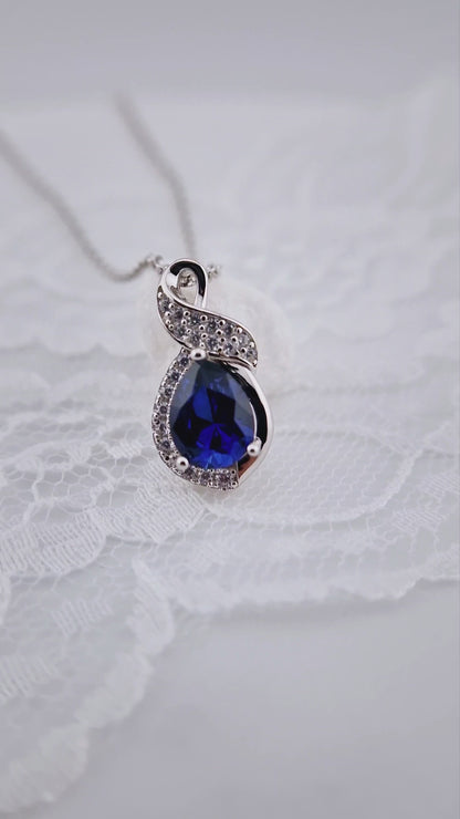 Saphir Halskette, Saphir Kette, Silber Kette mit Saphir Anhänger, Edelstein Kette, sapphire necklace